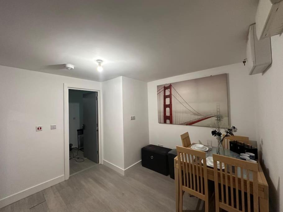 Sapphire Suite Bedford Ngoại thất bức ảnh
