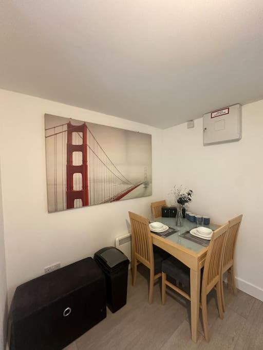 Sapphire Suite Bedford Ngoại thất bức ảnh